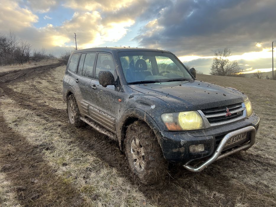 Продавам Паджеро 3
