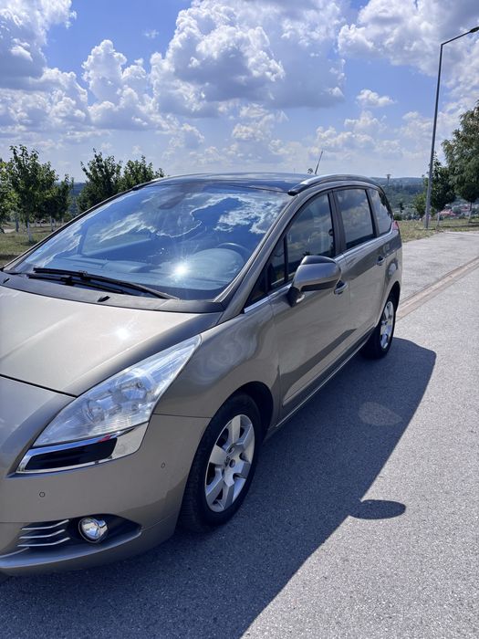 Peugeot 5008 an 2013