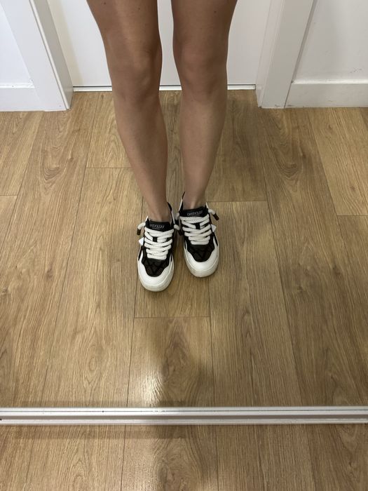 Adidasi dama Valentino 36