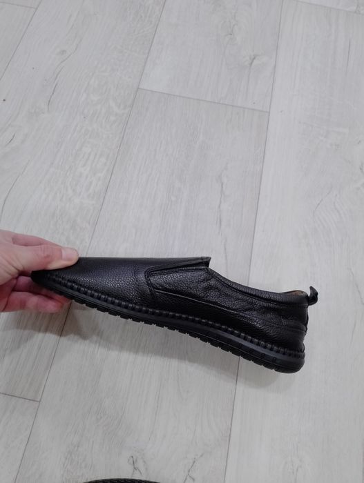 Продам мужские мокасины