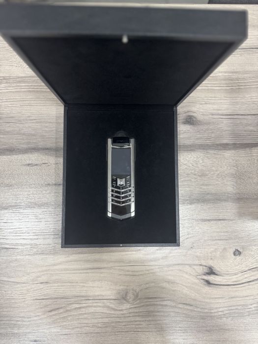 Vertu Signature S