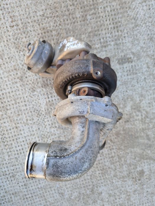 Turbina Toyota Rav4 2.2 2010 E5