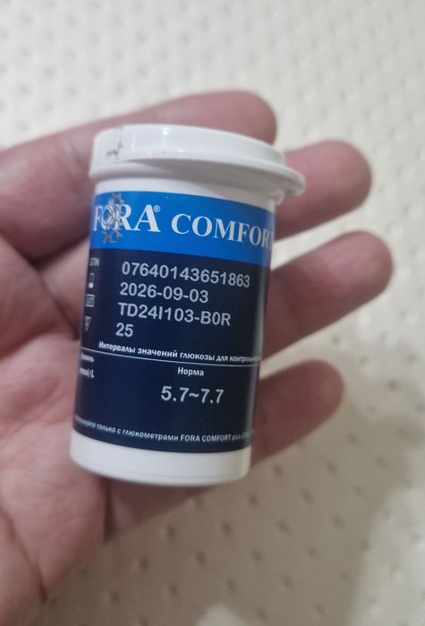 Продам глюкометр с запасками