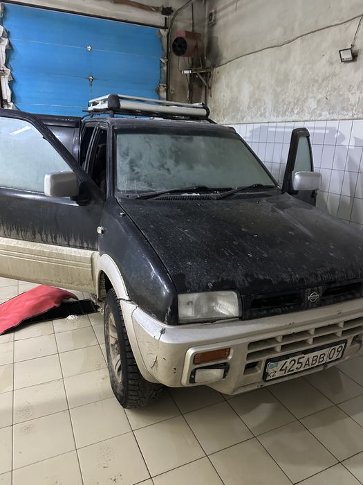 Продам машину Ниссан Терано 2 находу ………………….