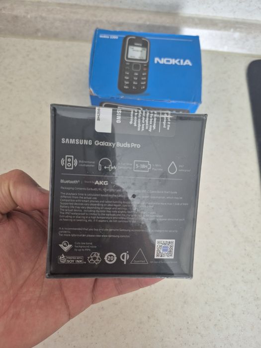 продам новый наушники