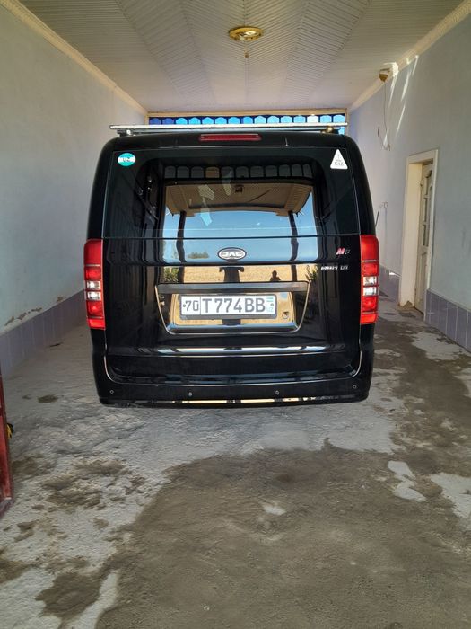 Sotiladi Jac M3 srochno
