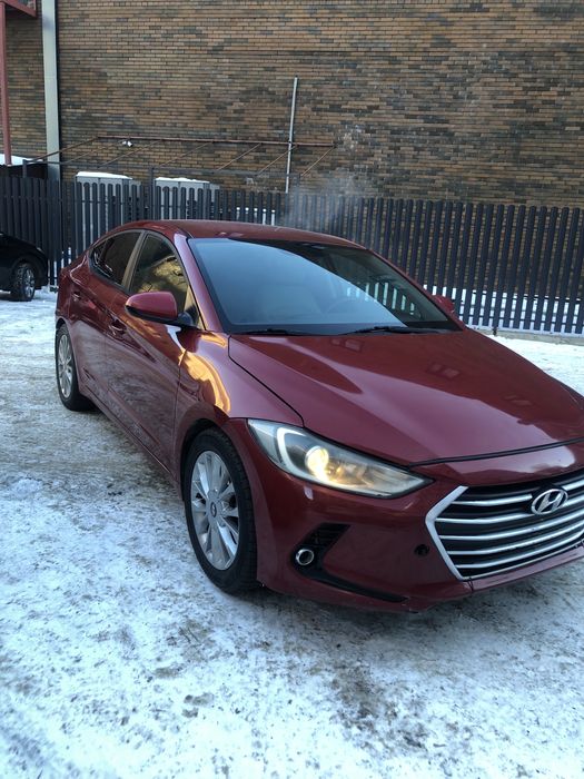 Hyundai elantra 2017