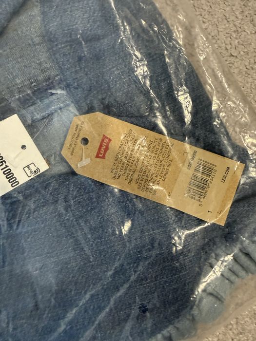 Чисто нова дънкова риза