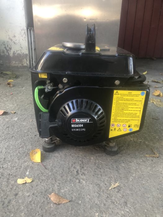 Vand generator putin folosit pret 300 lei negociabil cumparatorii sa fie doar din constanta sau din topraisar