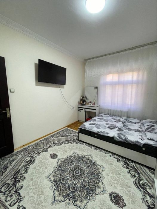 4 комнатная 3 этаж Сергели 4 Орт.Метро 11-Бекат,Продается     х