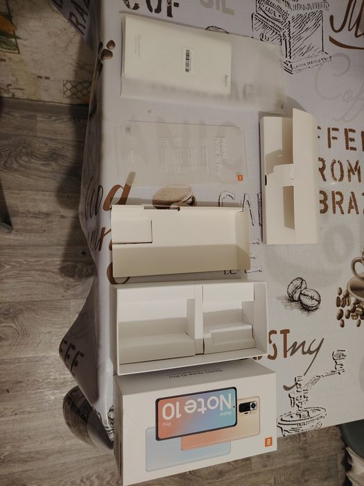 Каробка с докуметами