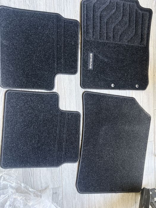 Covorașe originale Dacia Spring – textile – 4 buc – NOI – 8201741618