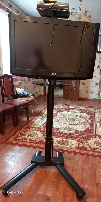 Кухонный телевизор подставкасымен сатылады.