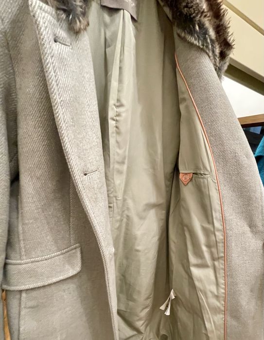 Вълнено палто с пухкава яка, светлосиво-Christian Berg Selection, S 36