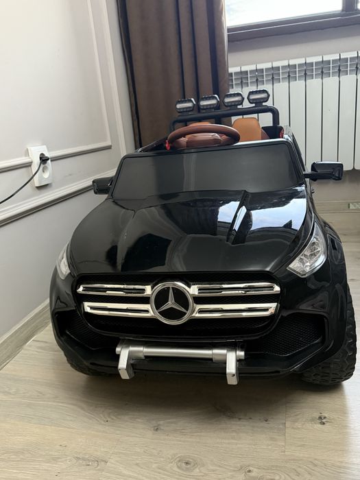 Продам детский автомобиль