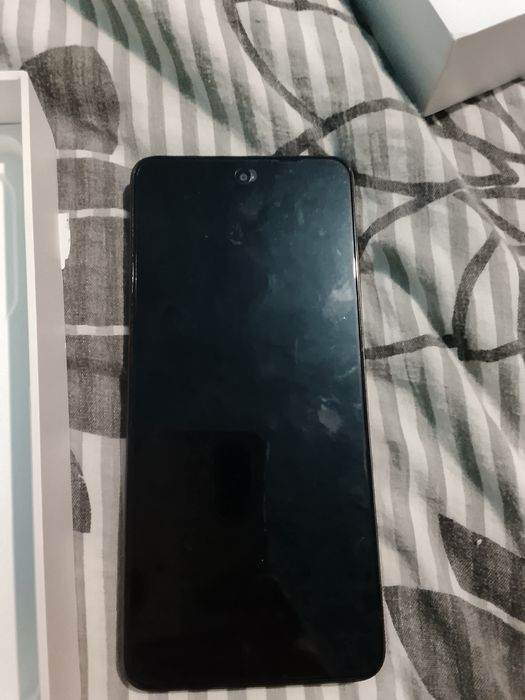 Vând un telefon oppo A5