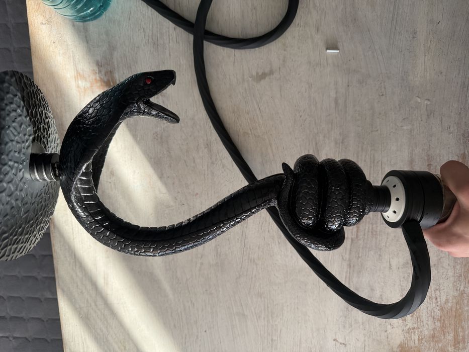 narghilea premium sarpe cobra dimensiune destul de mare