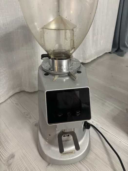 Râșniță cafea Fiorenzato Pavelly F64 E – profesională