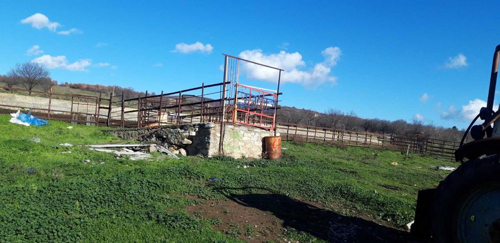 Продава се Промишлена сграда в Свиленград - 1300 кв.м за 74 €/кв.м - Снимка #3