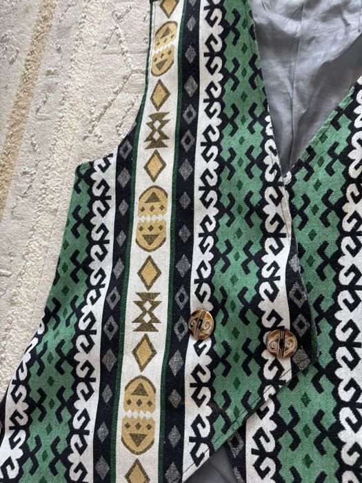 Жилетка с этно узором