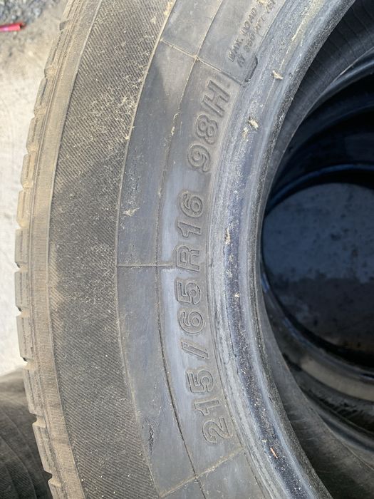 Продам летныие шины размер 215/65 R16