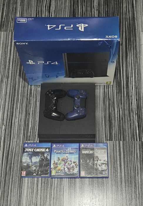 Consola Sony ps 4 + 3 jocuri originale