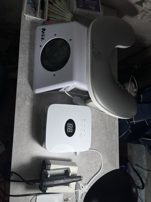 Продам все для маникюра