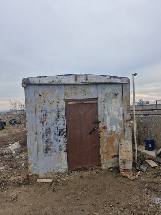 Продам вагон теплушка .