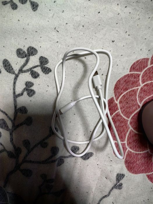 Електрическа помпа за кърма NUK и преносим нагревател за топлене мляко