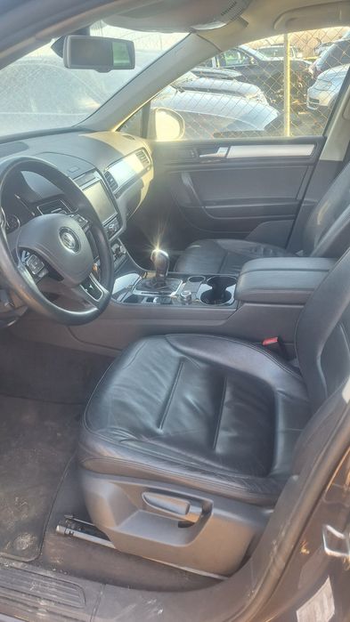VW Touareg 3.0 TDI V6 , CAS мотор, 240 к.с. , 60 броя на части.