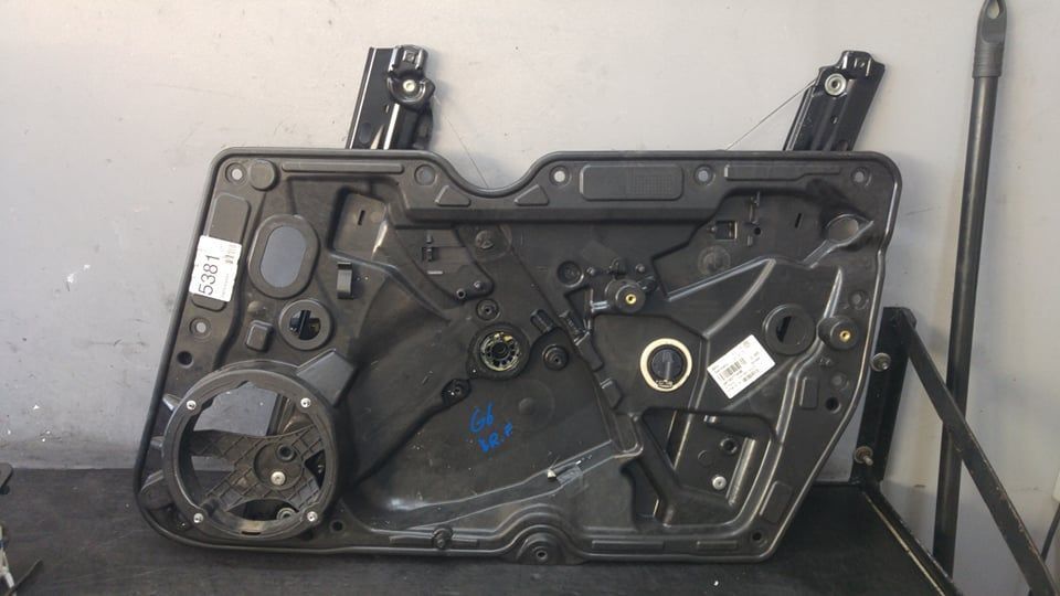 Macara dreapta fata vw golf 6 5k1 5k1837730m 5k0837462b 5k0837756