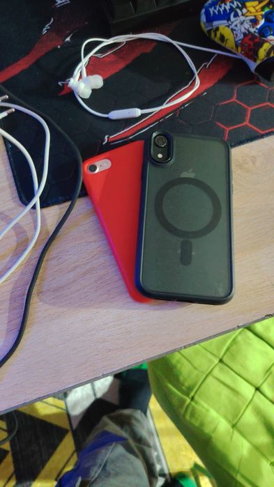 Айфон xr иделанный состояный