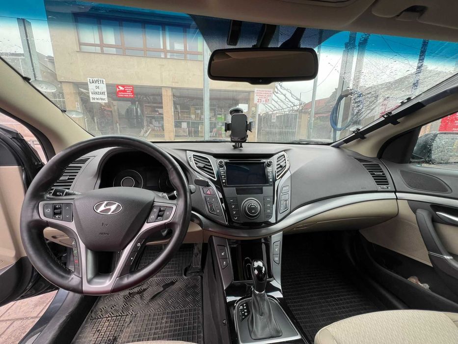Vând Hyundai i40 1,7 CRDi, full extra , automat