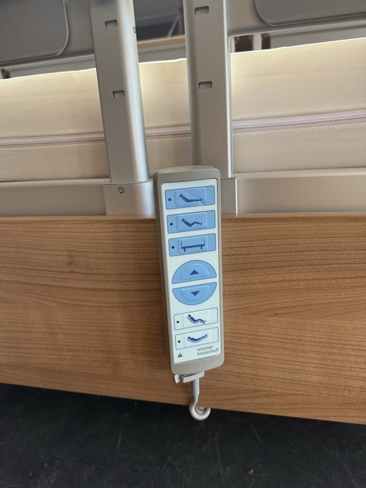 Pat de spital (disponibile 60 bucati)