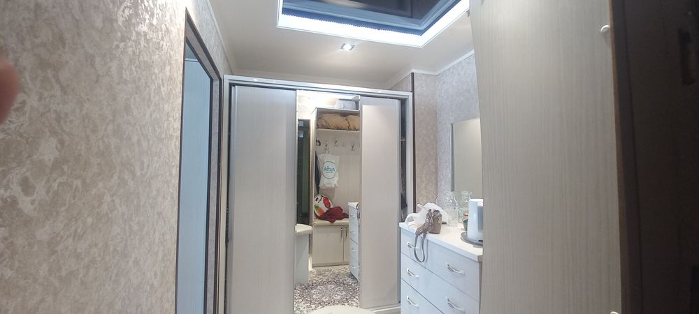 Барча уй жихозлари ва техника билан 1 хона уй сотилади