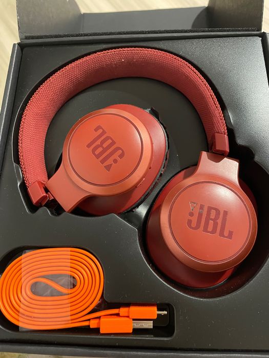 Слушалки JBL червени