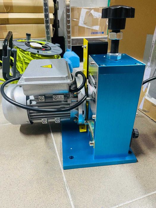 Masina electrica de dezizolat cabluri CREWORKS , 1, 5-25 mm