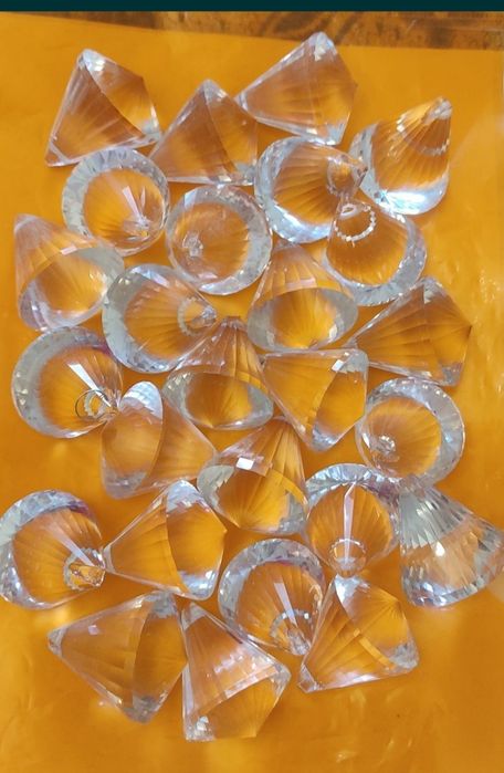 Продам аксессуары к люстре,бра итд