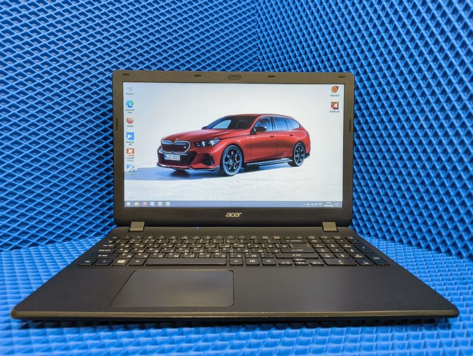 Практичный Acer Extensa — SSD 120Gb, тихая работа, полный комплект