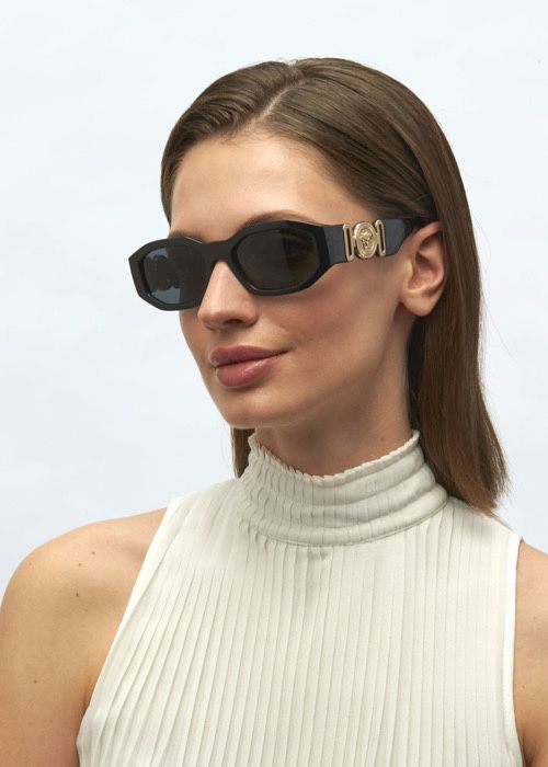 Versace очки солнцезащитные оригинал срочны продаю