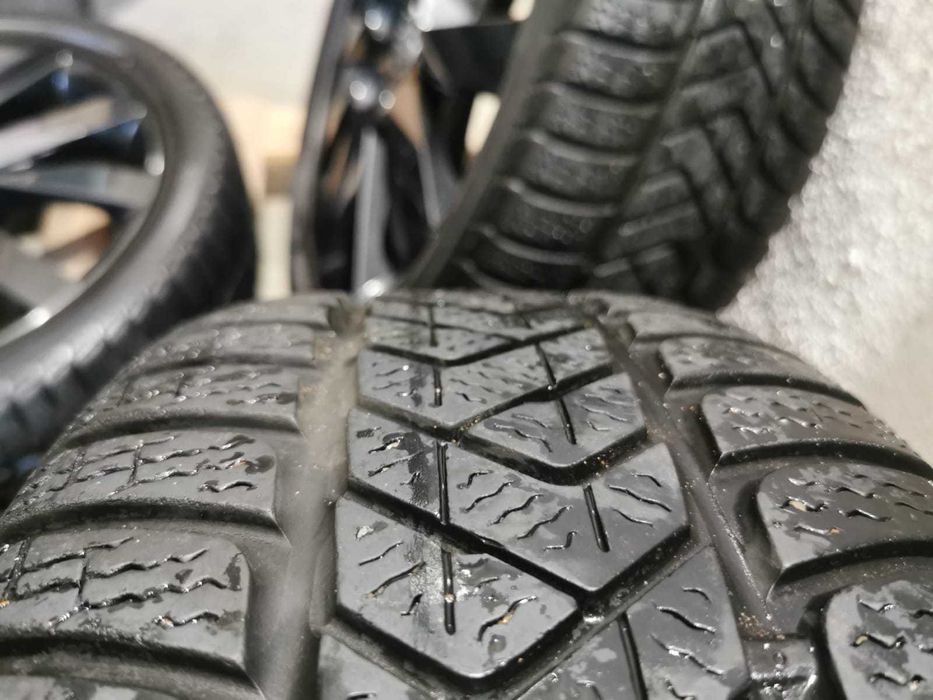 Jante Originale Skoda Octavia III . R 17 cu anvelope de iarna