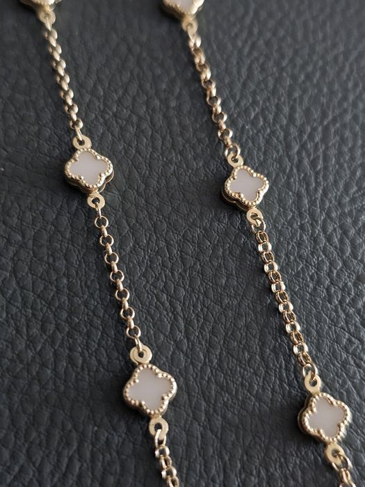 Златни дамски   с гривни 14к