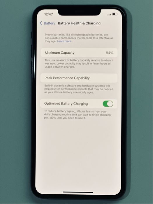 iPhone 11 ProMax Green 94% battery
