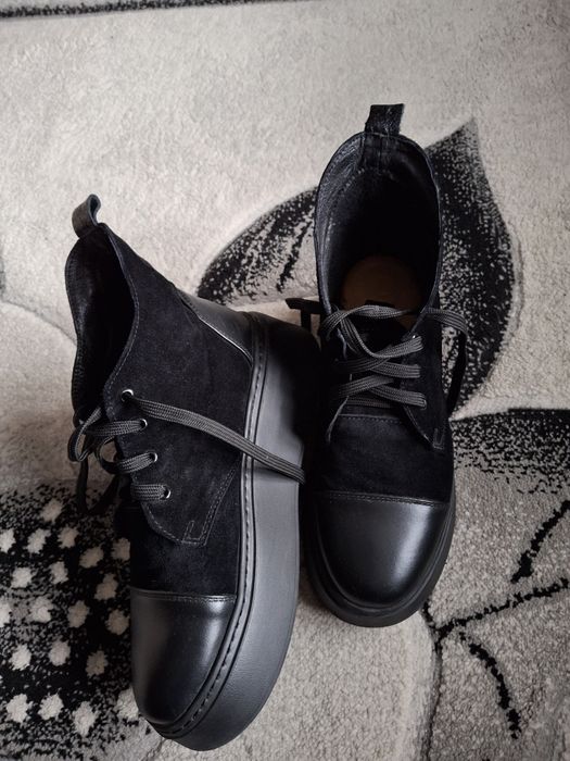 Боти Bianki ,почти нови. Естествен велур.