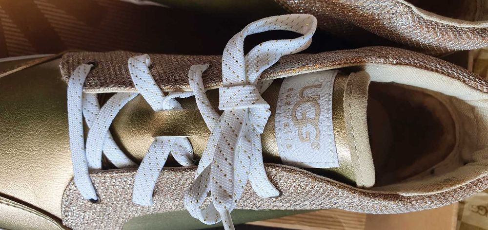 Уикенд Намаление UGG ,кецове размер 38