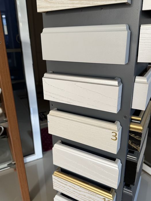 plintus mdf krasheniy