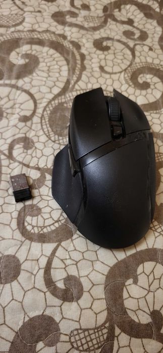 Razer RC30-031501 Basilisk Hyper speed Gaming Mouse fuctional