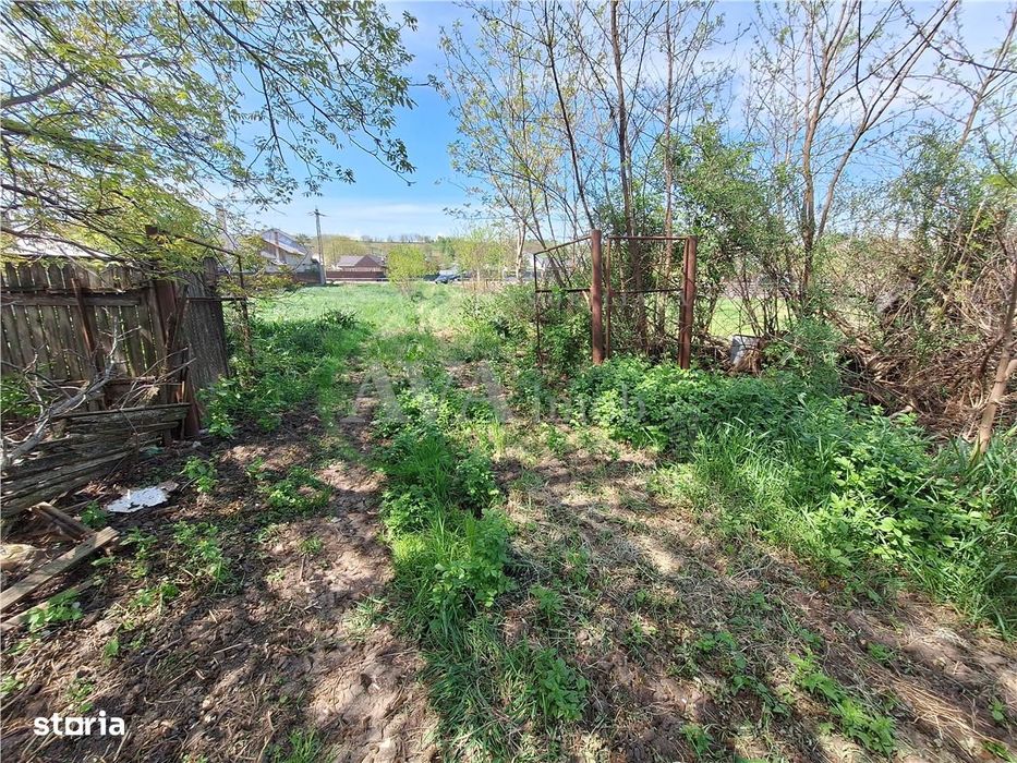 Teren intravilan 1180 mp, zona Saucesti