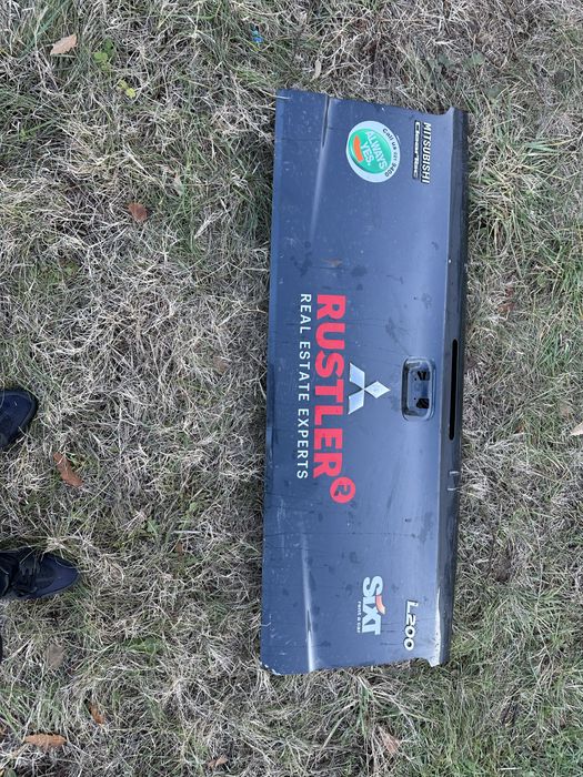 Hayon mitsubishi l 200.