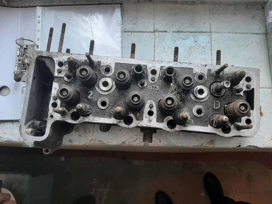 Продам головку от мерседеса